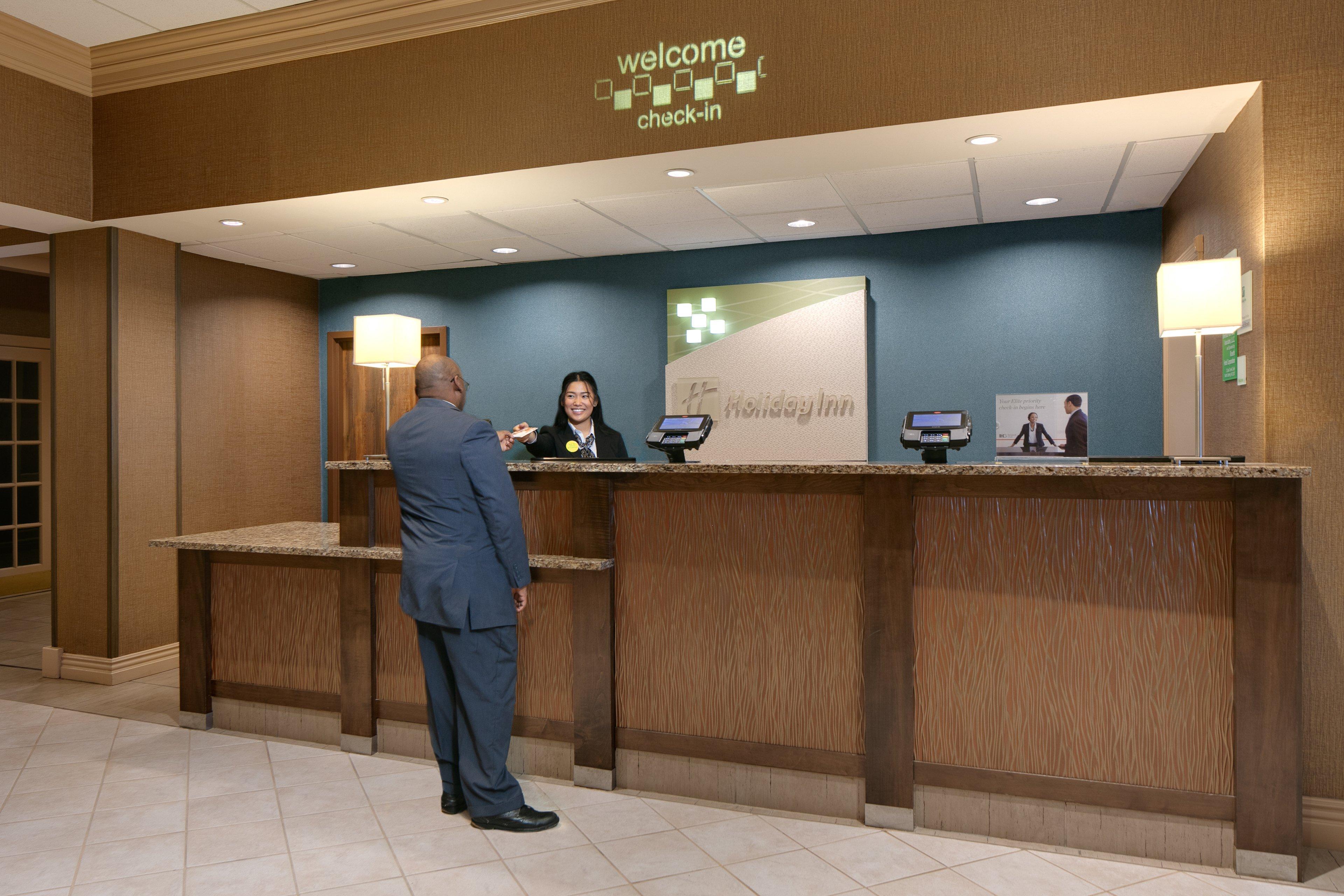 Holiday Inn Hotel & Suites Overland Park-West By Ihg Esterno foto