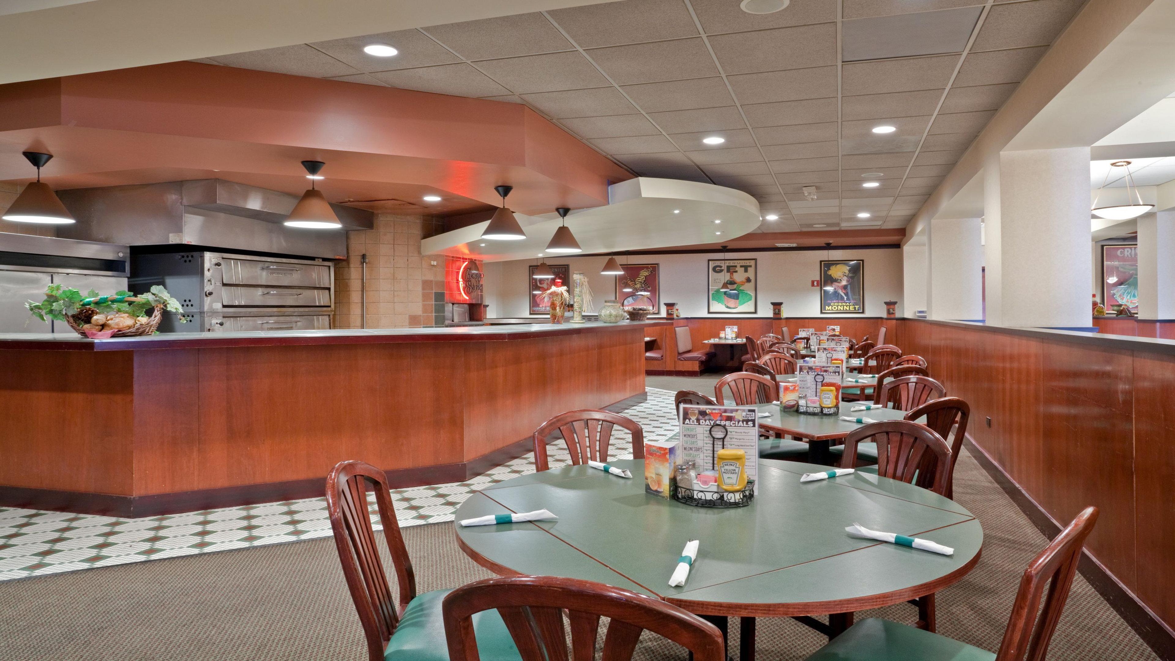 Holiday Inn Hotel & Suites Overland Park-West By Ihg Esterno foto