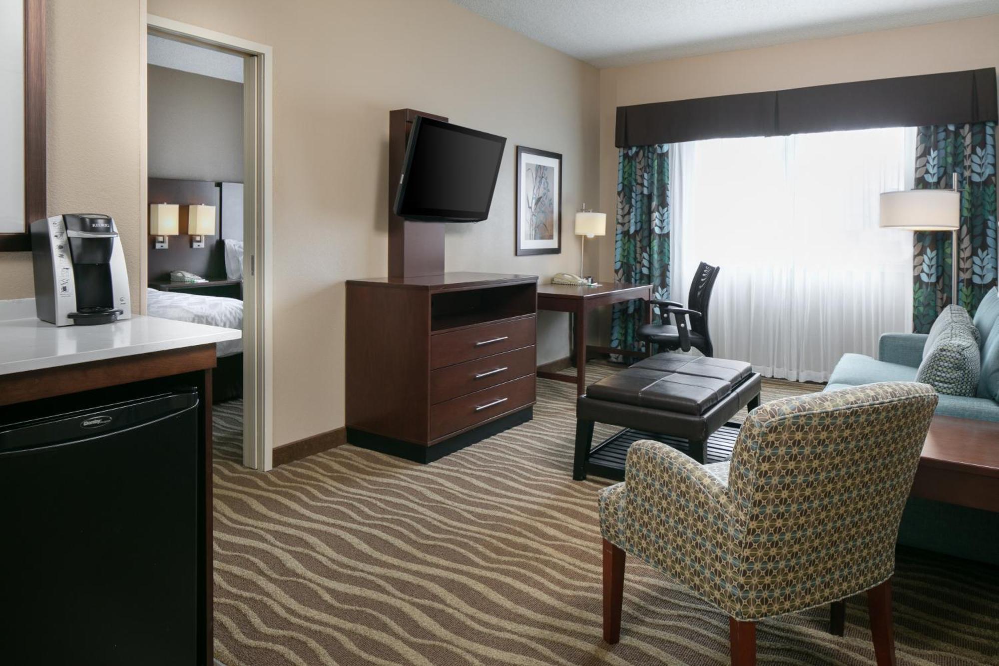 Holiday Inn Hotel & Suites Overland Park-West By Ihg Esterno foto